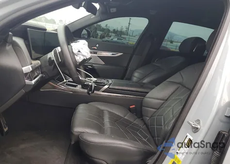 2023 BMW I7 xDrive60 z USA, uszkodzony, nr VIN WBY53EJ06PCN66454